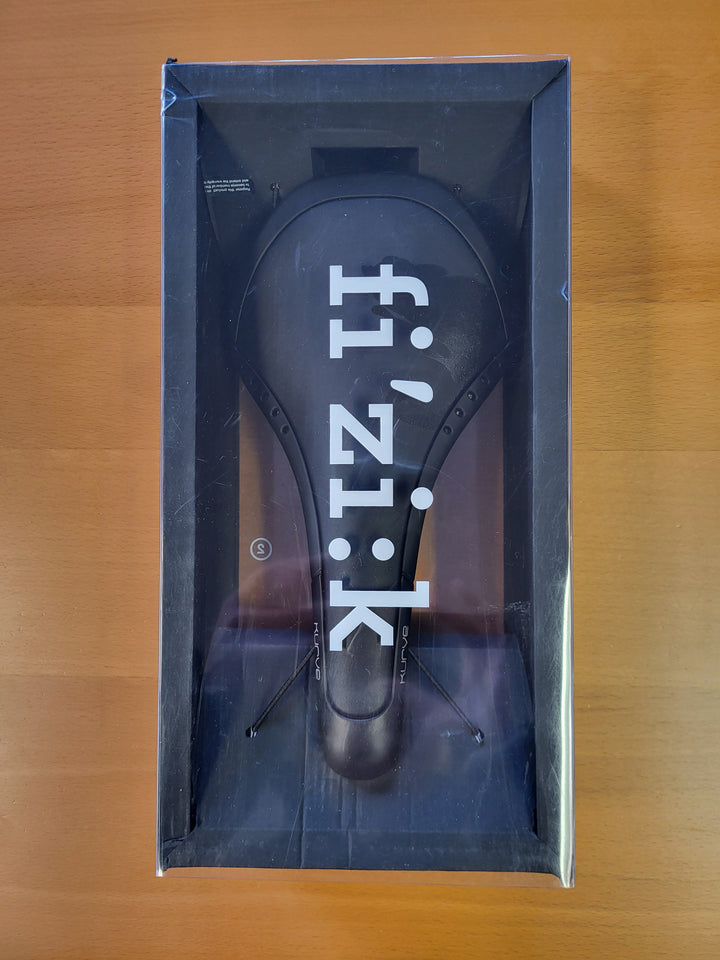 New Old Stock Fi’zi:k Kurve Chameleon Saddle – 7x9mm Oval Rails – Rare Find!